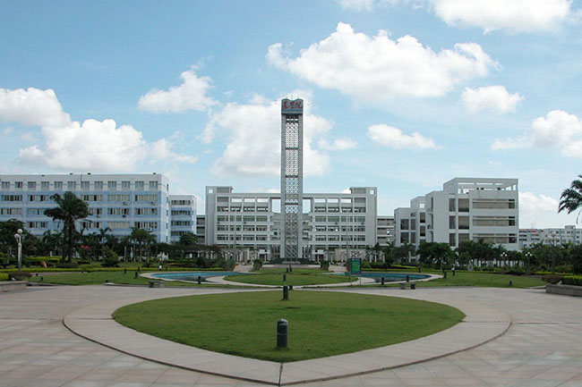 海南医学院 校园风景图片